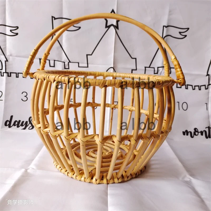 Retro Rattan Round Basket Chai - Photography Background 评论和价格